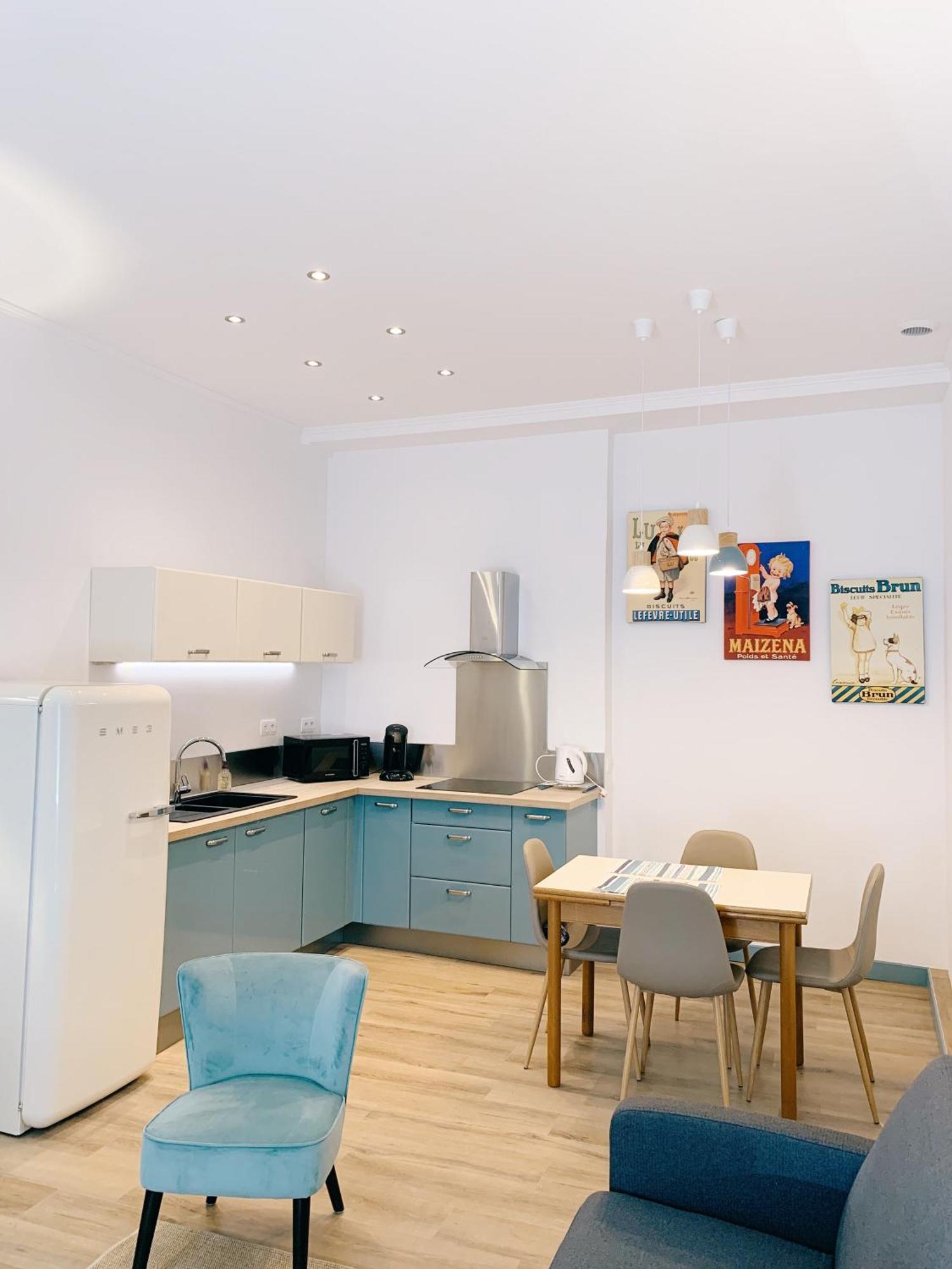 Apartamento Au Coeur Du Vieil Antibes Exterior foto